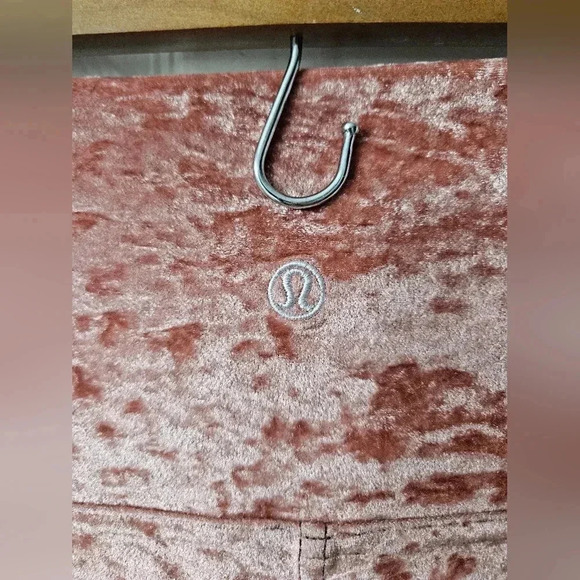 Lululemon Velvet Leggings - Picture 3 of 5